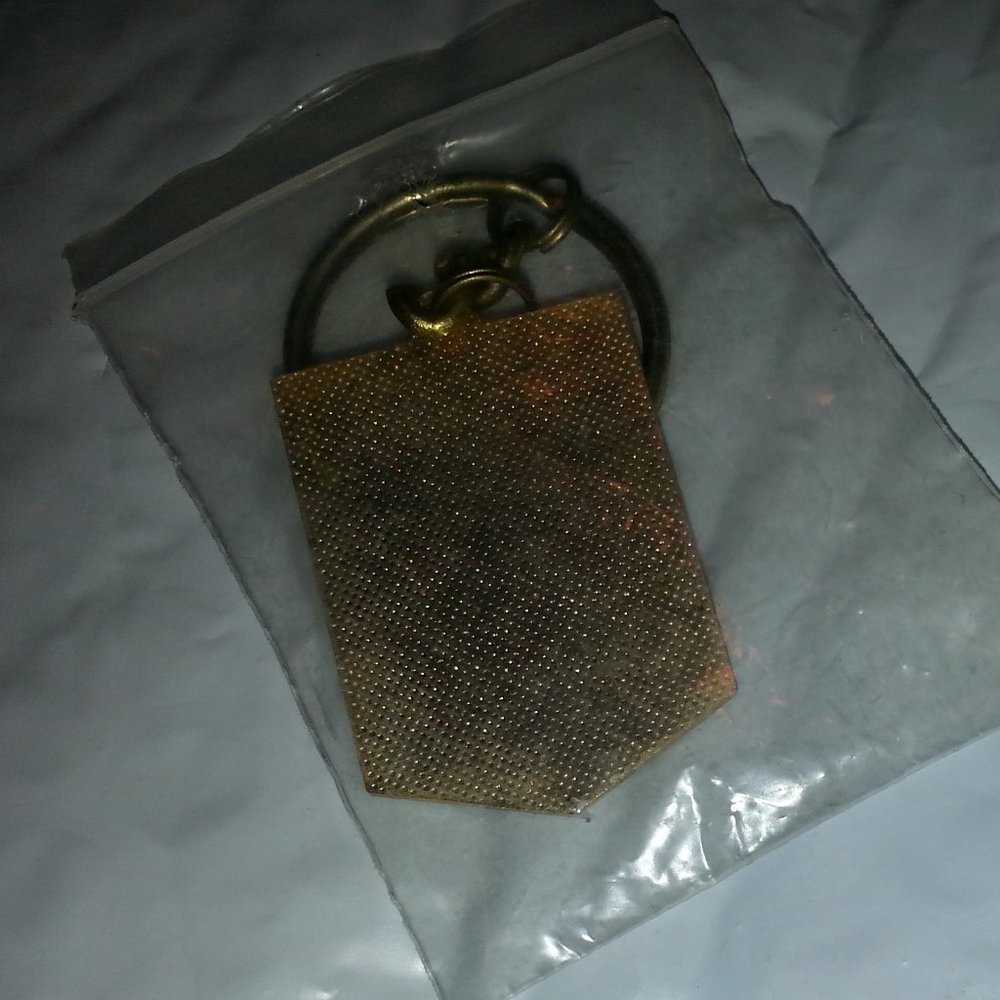 Vintage Savings Of America Key Chain - Picture 6 of 7